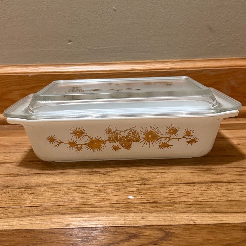 Vintage Pyrex Golden Pine Casserole Dish #575B with Matching Lid
